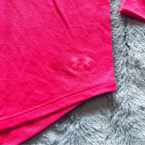 Under Armour long sleeve breast cancer awareness - Picture 4 of 5